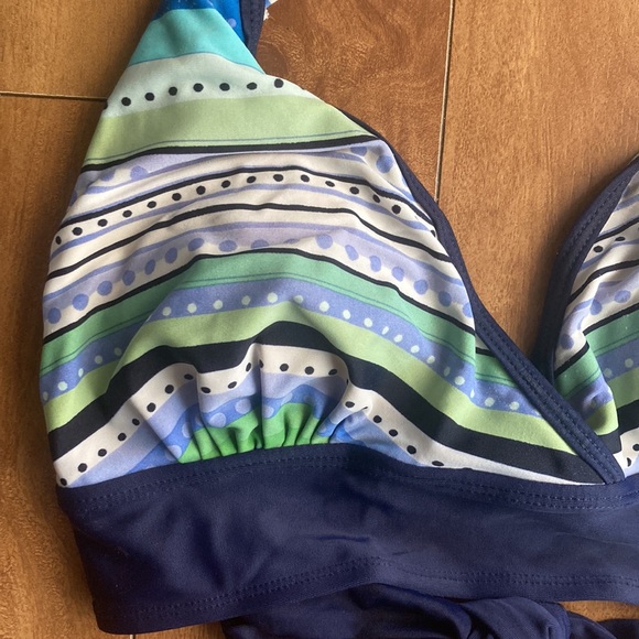 ALOHA💫Women’s Navy/Green Printed Halter Bikini Top - Picture 4 of 9